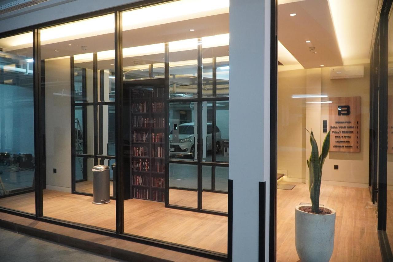 Posto Dormire Sudirman Yakarta Exterior foto
