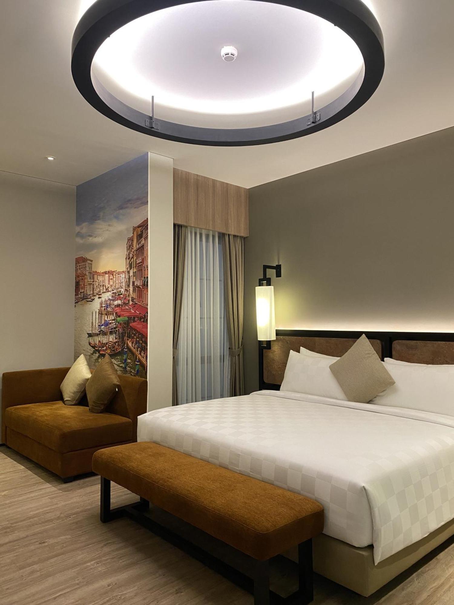 Posto Dormire Sudirman Yakarta Exterior foto